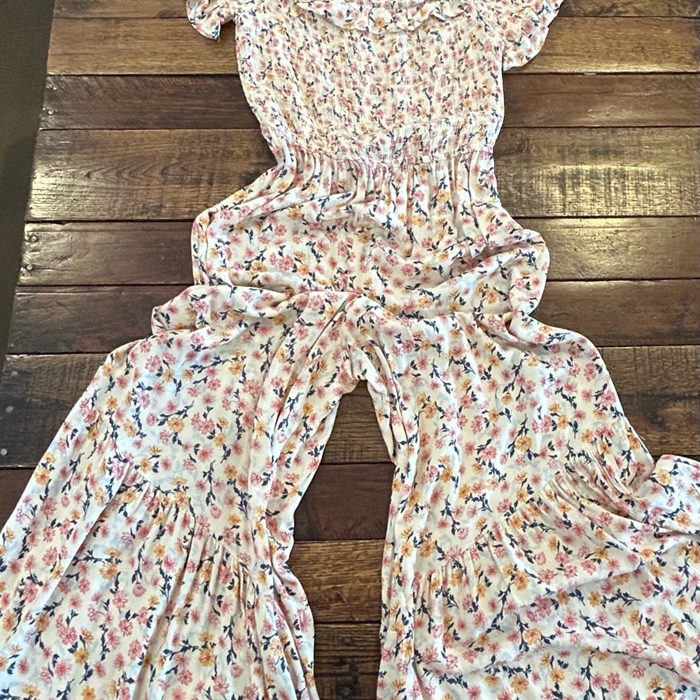 Xhilaration Multicolor Floral Smocked Top